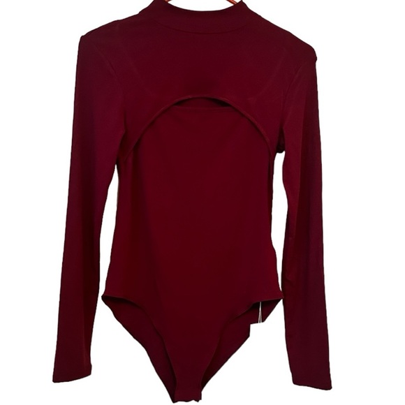NWT Ladies Leotard Cut Out Front Center Long Sleeved - Picture 6 of 7